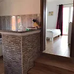 Apartamento Arijana S Pogledom Na Za 6 Osoba