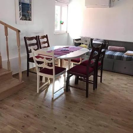 Apartamento Arijana S Pogledom Na Za 6 Osoba Pakoštane