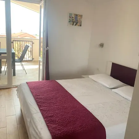 Apartamento Arijana S Pogledom Na Za 6 Osoba