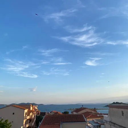 Arijana S Pogledom Na Za 6 Osoba Apartment