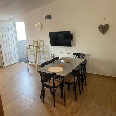 Apartment Arijana S Pogledom Na Za 6 Osoba Pakostane